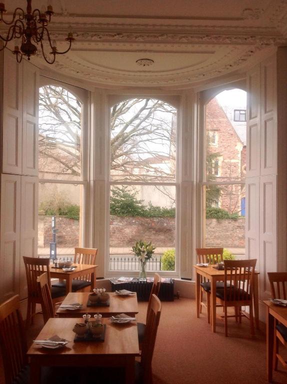 Clifton House Bed & Breakfast Bristol
